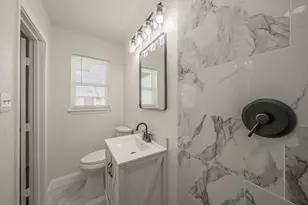 828 Glenda Dr, Bedford, TX 76022 - Photo 35