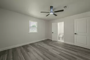 828 Glenda Dr, Bedford, TX 76022 - Photo 33