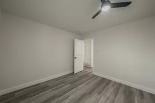 828 Glenda Dr, Bedford, TX 76022 - Photo 17