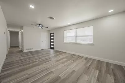 828 Glenda Drive, Bedford, TX 76022 - Photo 7