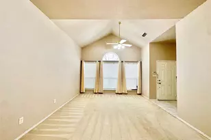 7006 Pickford Ct, Arlington, TX 76001 - Photo 9