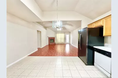7006 Pickford Court, Arlington, TX 76001 - Photo 5