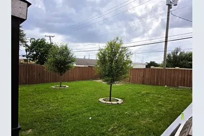 13973 Bee Street, Farmers Branch, TX 75234 - Photo 33