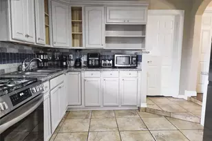 13973 Bee St, Farmers Branch, TX 75234 - Photo 7