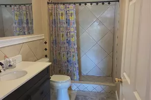 13973 Bee St, Farmers Branch, TX 75234 - Photo 17