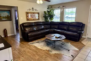 606 S Hubbard St, Alvord, TX 76225 - Photo 13