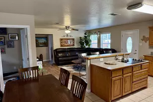606 S Hubbard St, Alvord, TX 76225 - Photo 9