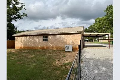 606 S Hubbard Street, Alvord, TX 76225 - Photo 17