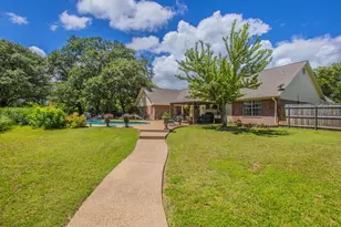 550 Creek Rd, Lorena, TX 76655 - Photo 33