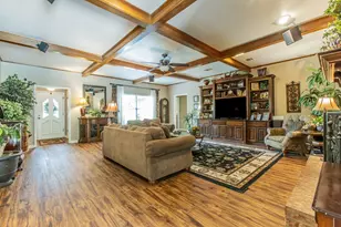 550 Creek Rd, Lorena, TX 76655 - Photo 7