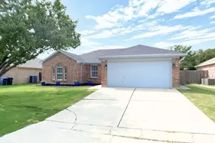 3913 Periwinkle Dr, Fort Worth, TX 76137 - Photo 1
