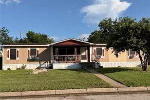 1344 Honeysuckle Dr, Mansfield, TX 76063 - Photo 1
