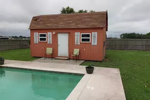 836 Airport Rd, Reno, TX 75462 - Photo 25