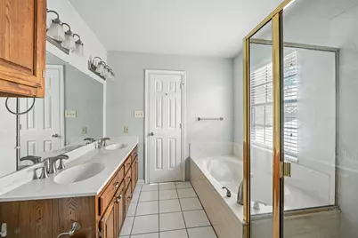 300 Saint Emelion Court, Irving, TX 75038 - Photo 21