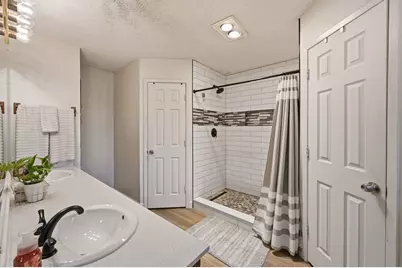 8009 Berrybrook Drive, Watauga, TX 76148 - Photo 15