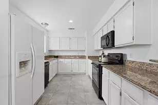 2534 Limestone Ln, Garland, TX 75040 - Photo 9