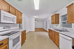 303 Charleston Dr, Wylie, TX 75098 - Photo 13