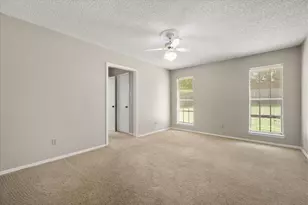 5903 Spring Hill Ct, Arlington, TX 76016 - Photo 11