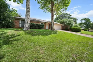 5903 Spring Hill Ct, Arlington, TX 76016 - Photo 23
