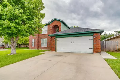 8601 Garden Springs Drive, Fort Worth, TX 76123 - Photo 3