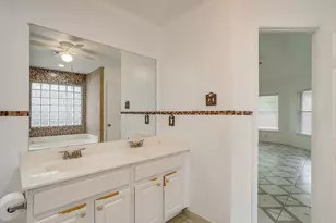 8601 Garden Springs Dr, Fort Worth, TX 76123 - Photo 25