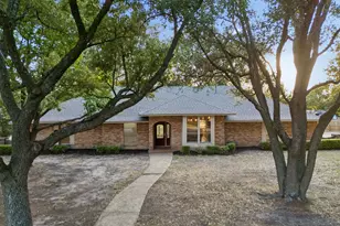 1011 Villa Siete, Mesquite, TX 75181 - Photo 3