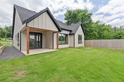 1012 Mustang Trail, Granbury, TX 76049 - Photo 33