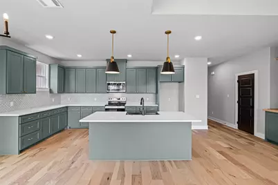1012 Mustang Trail, Granbury, TX 76049 - Photo 5