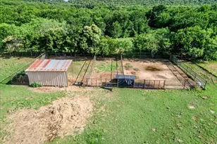 2105 Indian Creek Rd, Mineral Wells, TX 76067 - Photo 15
