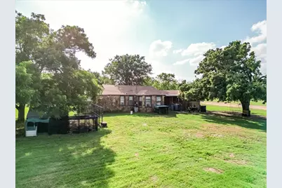 2105 Indian Creek Road, Mineral Wells, TX 76067 - Photo 3