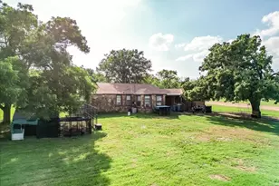 2105 Indian Creek Rd, Mineral Wells, TX 76067 - Photo 3