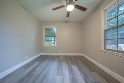 1209 E Lovers Lane, Arlington, TX 76010 - Photo 27