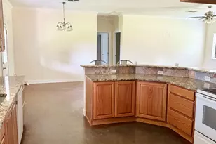 340 Lynch Bend Rd, Springtown, TX 76082 - Photo 5