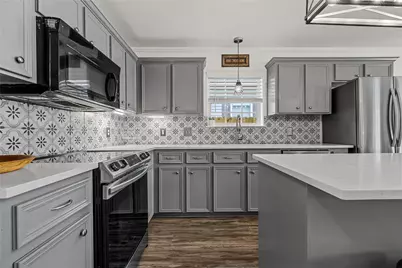 1231 Bagby Avenue, Waco, TX 76706 - Photo 11