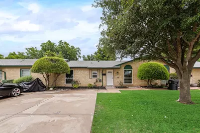 1032 Pleasant Valley Lane, Arlington, TX 76015 - Photo 3