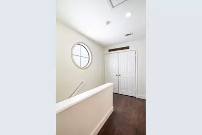 4015 Holland Avenue #106, Dallas, TX 75219 - Photo 11