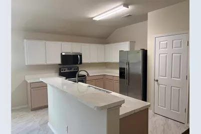 1803 Sea Gull Drive, Dallas, TX 75051 - Photo 3