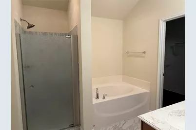 1803 Sea Gull Drive, Dallas, TX 75051 - Photo 11