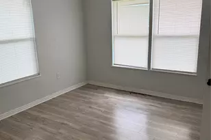 913 Hubert St, Waco, TX 76704 - Photo 7