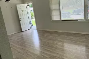 913 Hubert St, Waco, TX 76704 - Photo 11