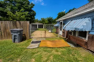 4015 Shadrack Dr, Dallas, TX 75212 - Photo 9