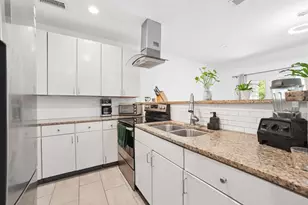 7660 Skillman St, Dallas, TX 75231 - Photo 11