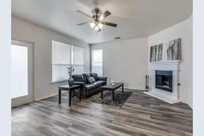 6701 Kinross Drive, Arlington, TX 76002 - Photo 3