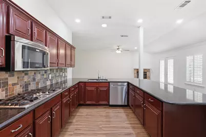 6806 Burning Bush, Sachse, TX 75048 - Photo 9