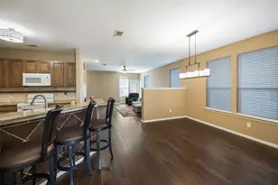 413 Creekside Dr, Anna, TX 75409 - Photo 9