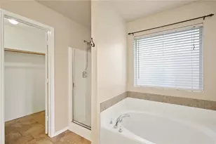 9973 George Washington Dr, McKinney, TX 75072 - Photo 11