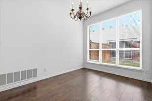 2432 Chesterwood Dr, Little Elm, TX 75068 - Photo 11