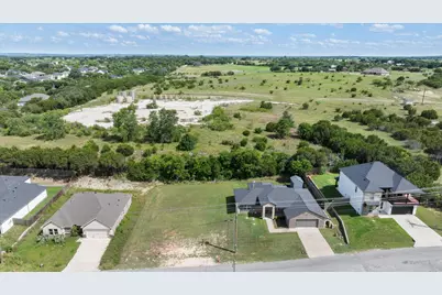 2123 Christine Drive, Granbury, TX 76048 - Photo 33
