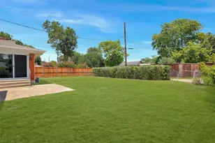 1422 Flamingo Ln, Garland, TX 75042 - Photo 33