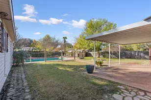 213 Bowie Ln, Hewitt, TX 76643 - Photo 25